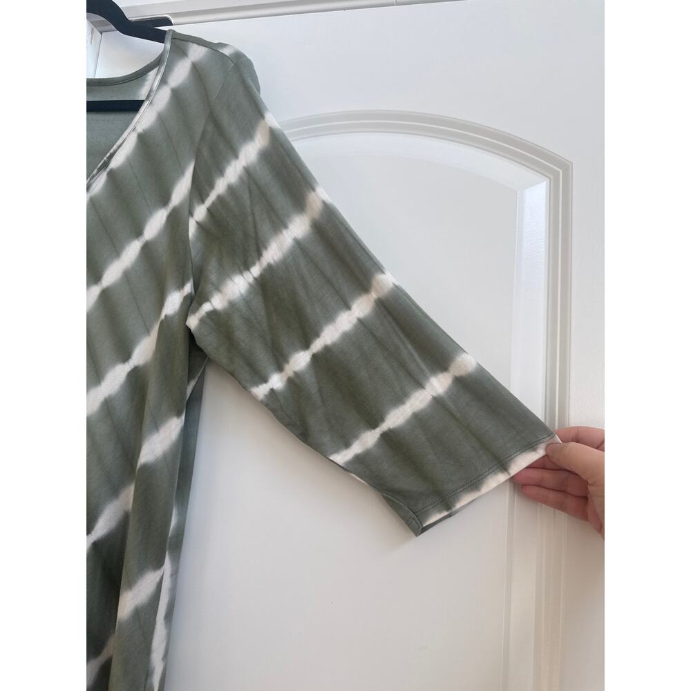 One world Sage Green and White Tie Dye Boho Blouse - Picture 3 of 7